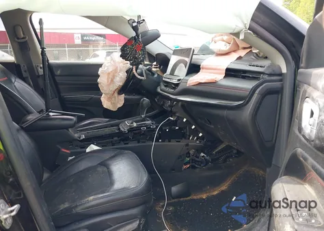 2022 Jeep Compass Trailhawk 4X4 z USA, uszkodzony, nr VIN 3C4NJDDB6NT195117